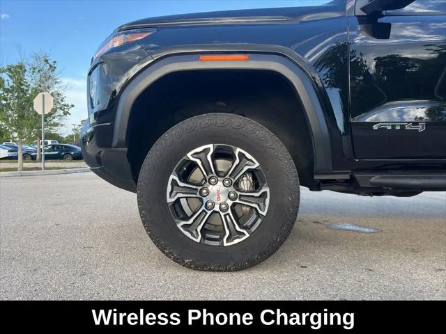 2025 GMC Canyon 4WD AT4