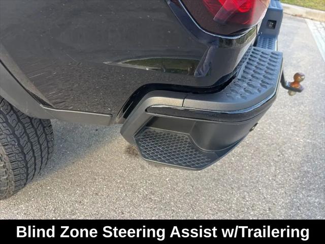 2025 GMC Canyon 4WD AT4