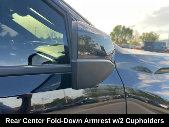 2025 GMC Canyon 4WD AT4