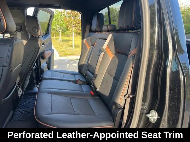 2025 GMC Canyon 4WD AT4