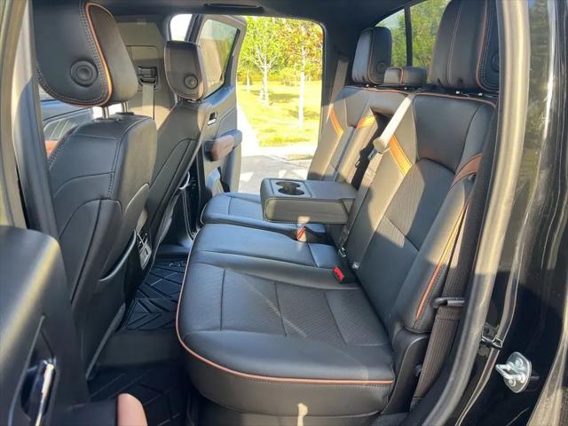 2025 GMC Canyon 4WD AT4