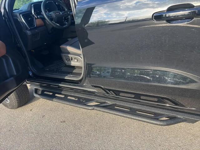 2025 GMC Canyon 4WD AT4