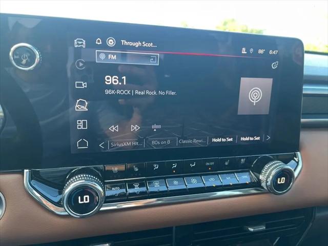 2025 GMC Canyon 4WD AT4