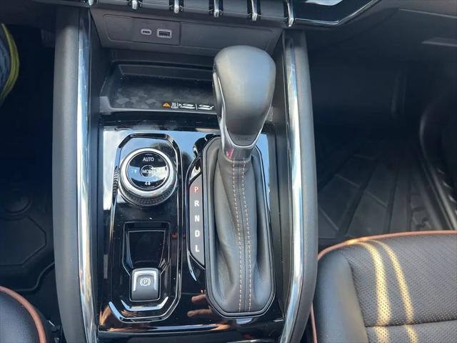 2025 GMC Canyon 4WD AT4
