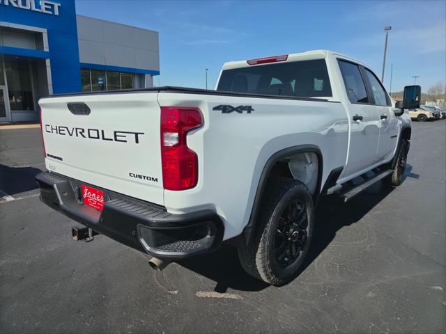 2025 Chevrolet Silverado 2500HD 4WD Crew Cab Standard Bed Custom