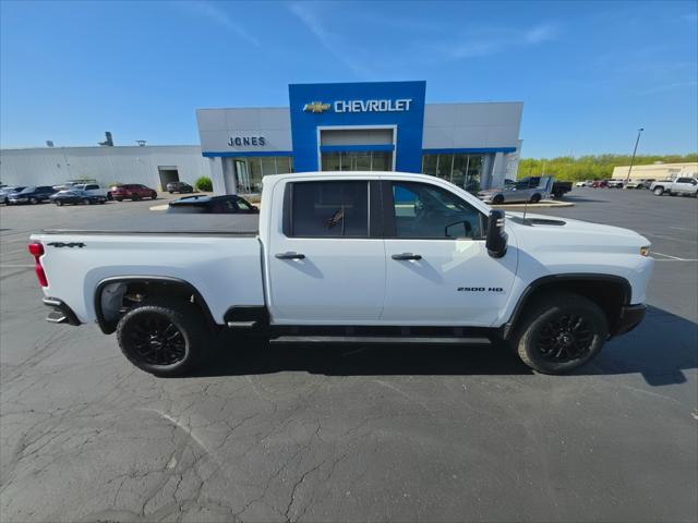2025 Chevrolet Silverado 2500HD 4WD Crew Cab Standard Bed Custom
