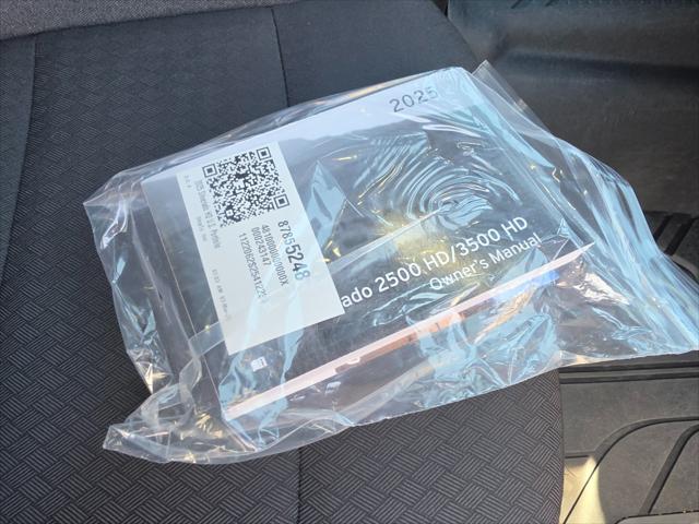 2025 Chevrolet Silverado 2500HD 4WD Crew Cab Standard Bed Custom
