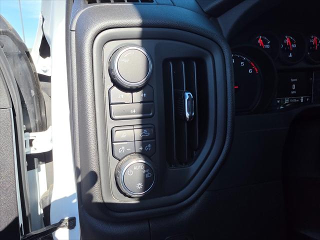 2025 Chevrolet Silverado 2500HD 4WD Crew Cab Standard Bed Custom