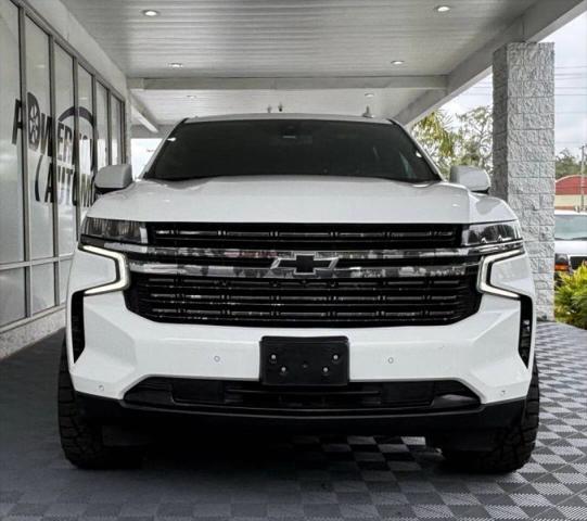 2022 Chevrolet Suburban 4WD RST
