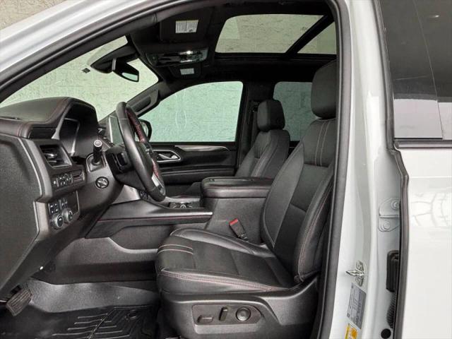 2022 Chevrolet Suburban 4WD RST