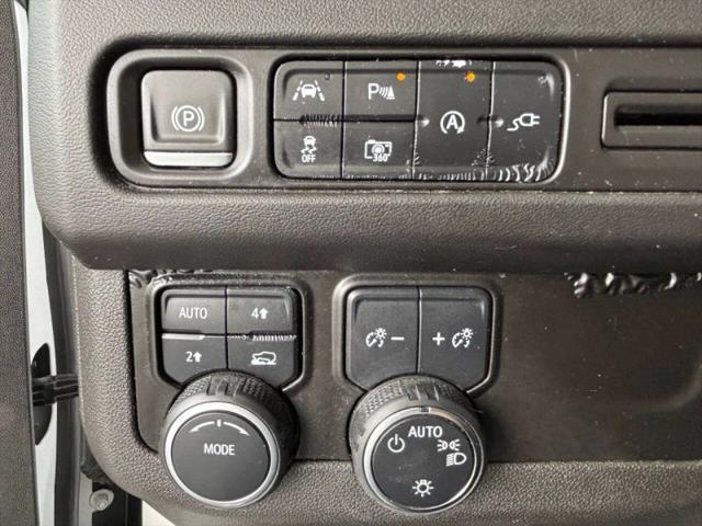 2022 Chevrolet Suburban 4WD RST