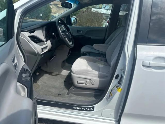 2016 Toyota Sienna LE 8 Passenger