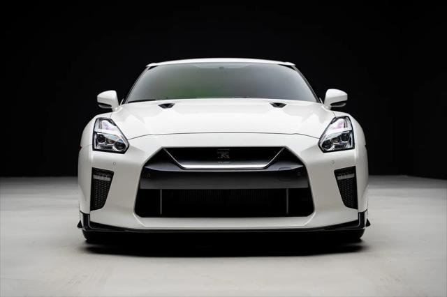 2019 Nissan GT-R Premium