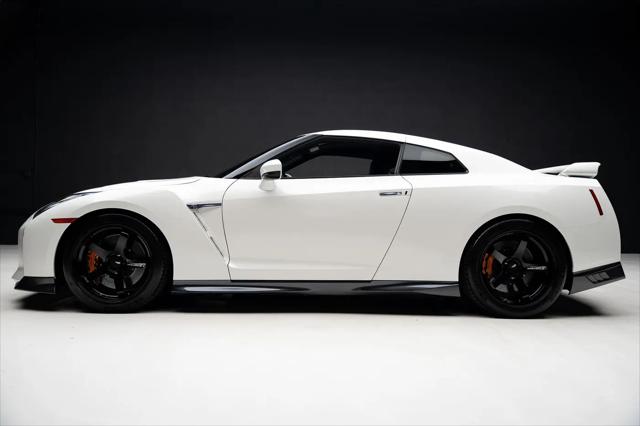 2019 Nissan GT-R Premium