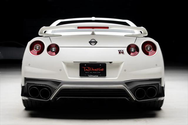 2019 Nissan GT-R Premium