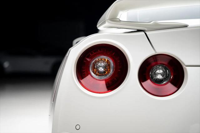 2019 Nissan GT-R Premium