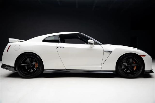 2019 Nissan GT-R Premium