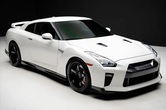 2019 Nissan GT-R Premium