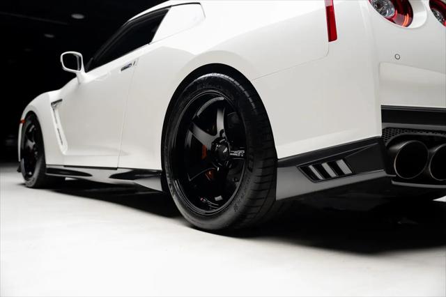 2019 Nissan GT-R Premium