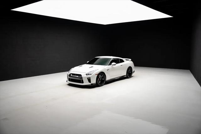 2019 Nissan GT-R Premium