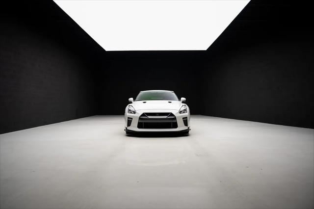 2019 Nissan GT-R Premium