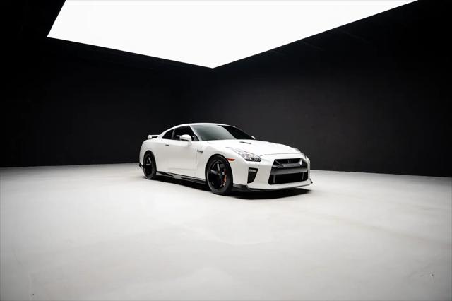 2019 Nissan GT-R Premium