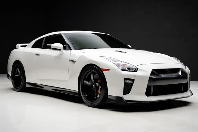 2019 Nissan GT-R Premium