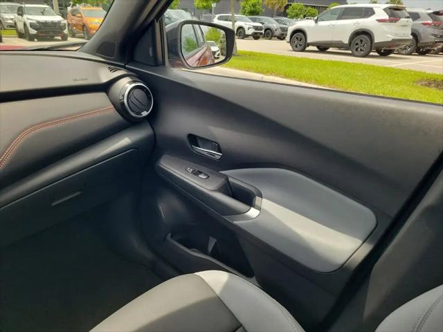 2023 Nissan Kicks SR Xtronic CVT