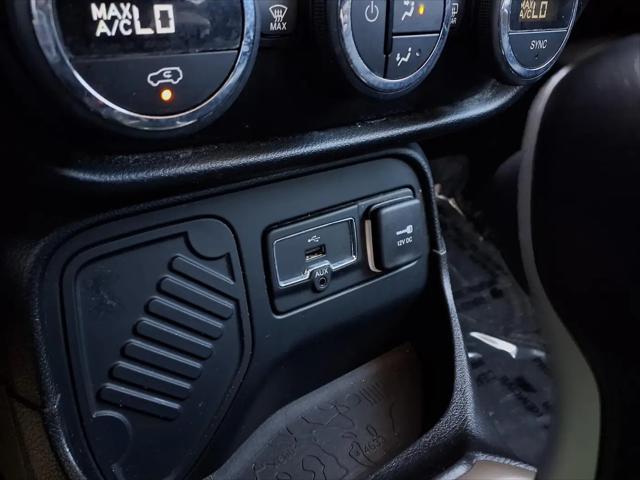 2017 Jeep Renegade Limited FWD