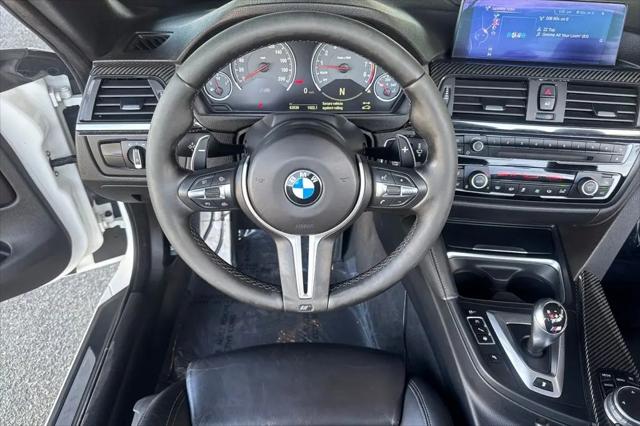 2015 BMW M4 Standard