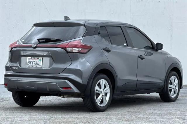 2023 Nissan Kicks S Xtronic CVT