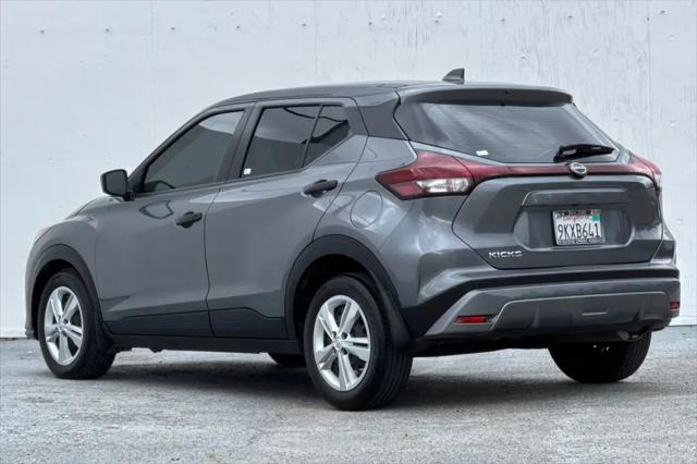 2023 Nissan Kicks S Xtronic CVT
