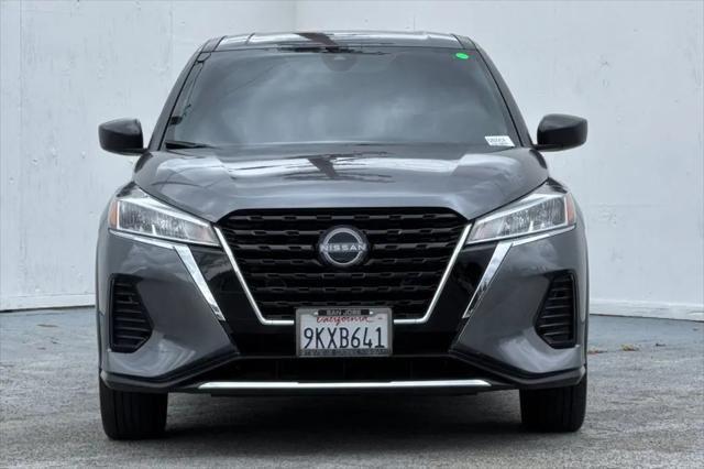 2023 Nissan Kicks S Xtronic CVT