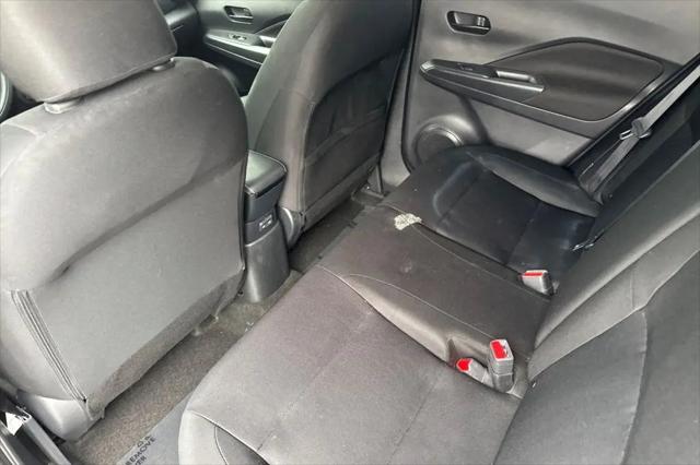 2023 Nissan Kicks S Xtronic CVT