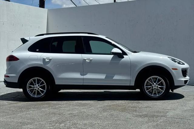 2016 Porsche Cayenne Cayenne