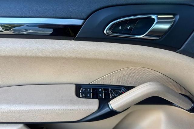 2016 Porsche Cayenne Cayenne