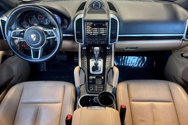 2016 Porsche Cayenne Cayenne