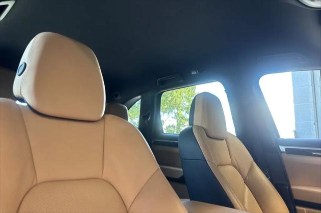 2016 Porsche Cayenne Cayenne