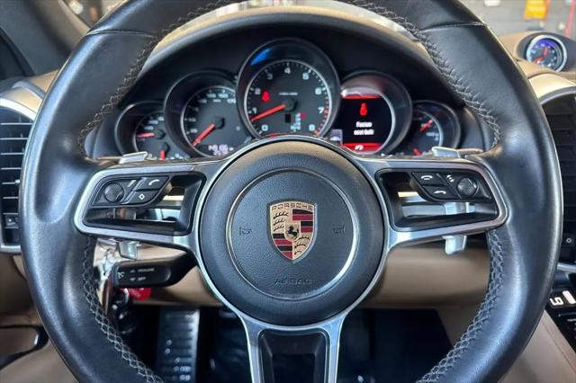 2016 Porsche Cayenne Cayenne