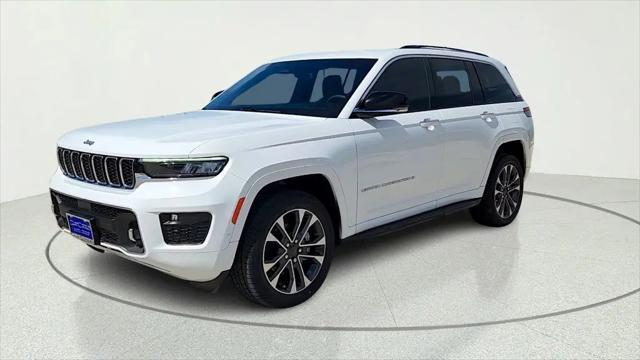 2023 Jeep Grand Cherokee Overland 4x2