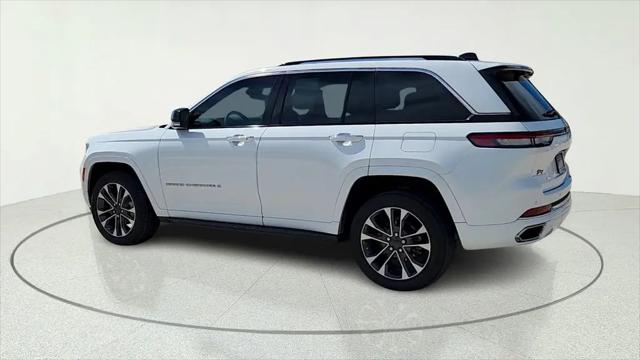 2023 Jeep Grand Cherokee Overland 4x2