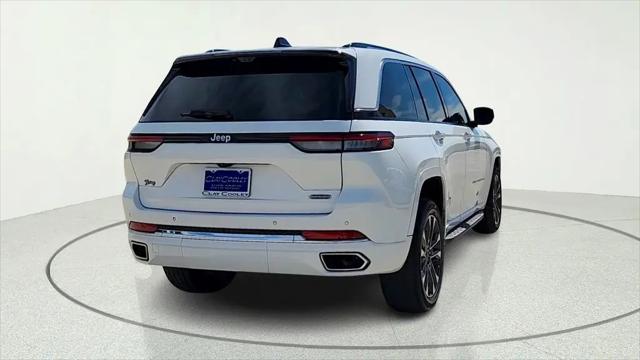 2023 Jeep Grand Cherokee Overland 4x2