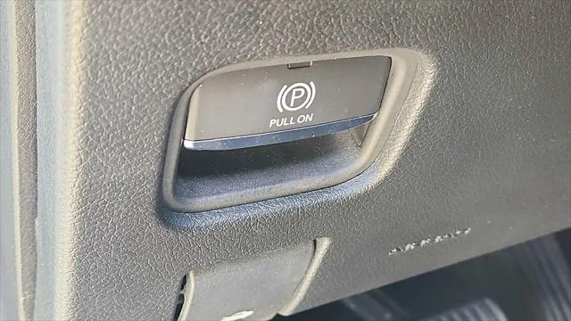 2023 Jeep Grand Cherokee Overland 4x2