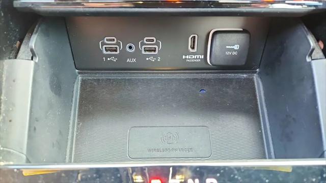 2023 Jeep Grand Cherokee Overland 4x2