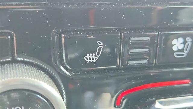 2023 Jeep Grand Cherokee Overland 4x2