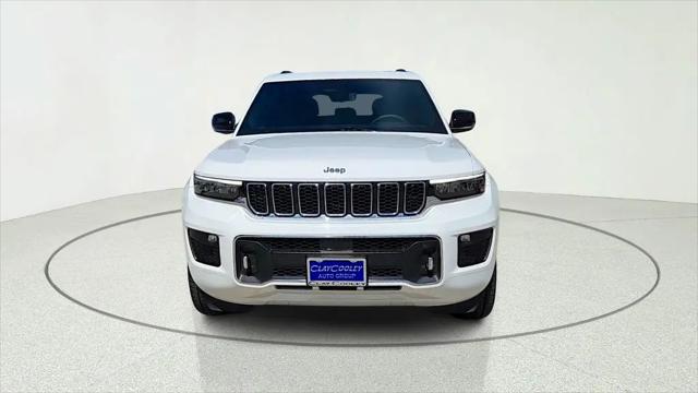 2023 Jeep Grand Cherokee Overland 4x2