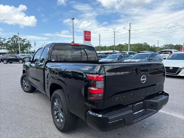 2025 Nissan Frontier King Cab SV 4x2