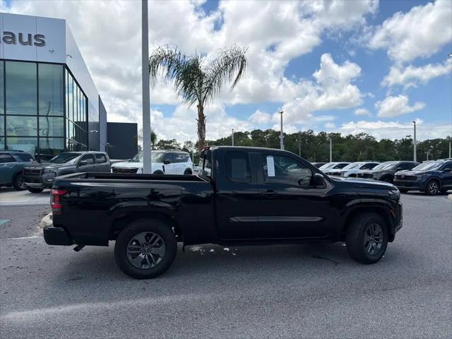 2025 Nissan Frontier King Cab SV 4x2