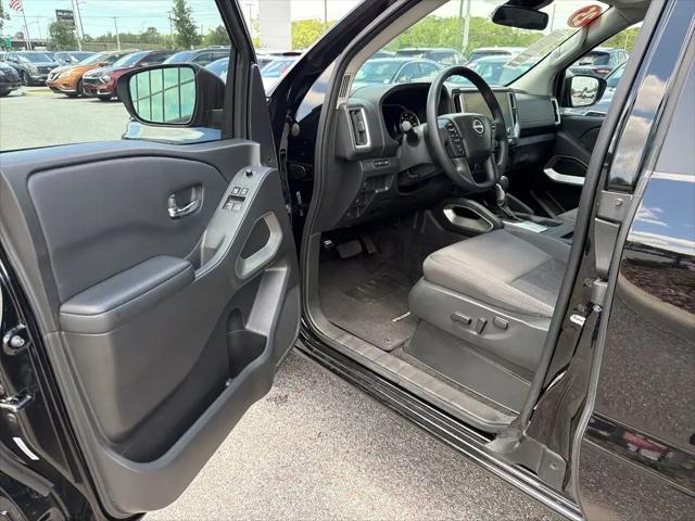 2025 Nissan Frontier King Cab SV 4x2