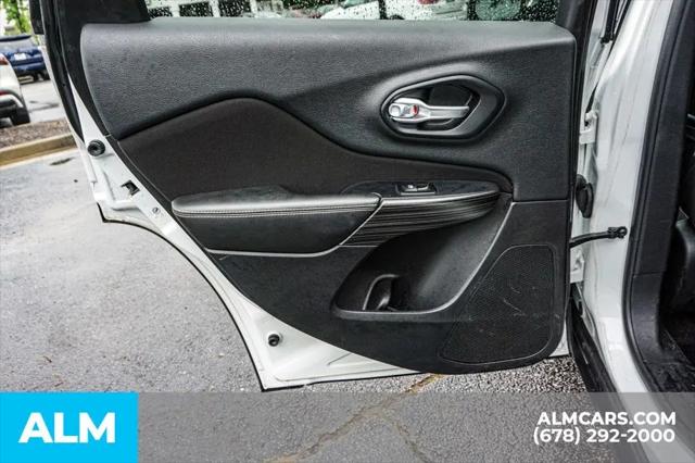 2016 Jeep Cherokee Altitude